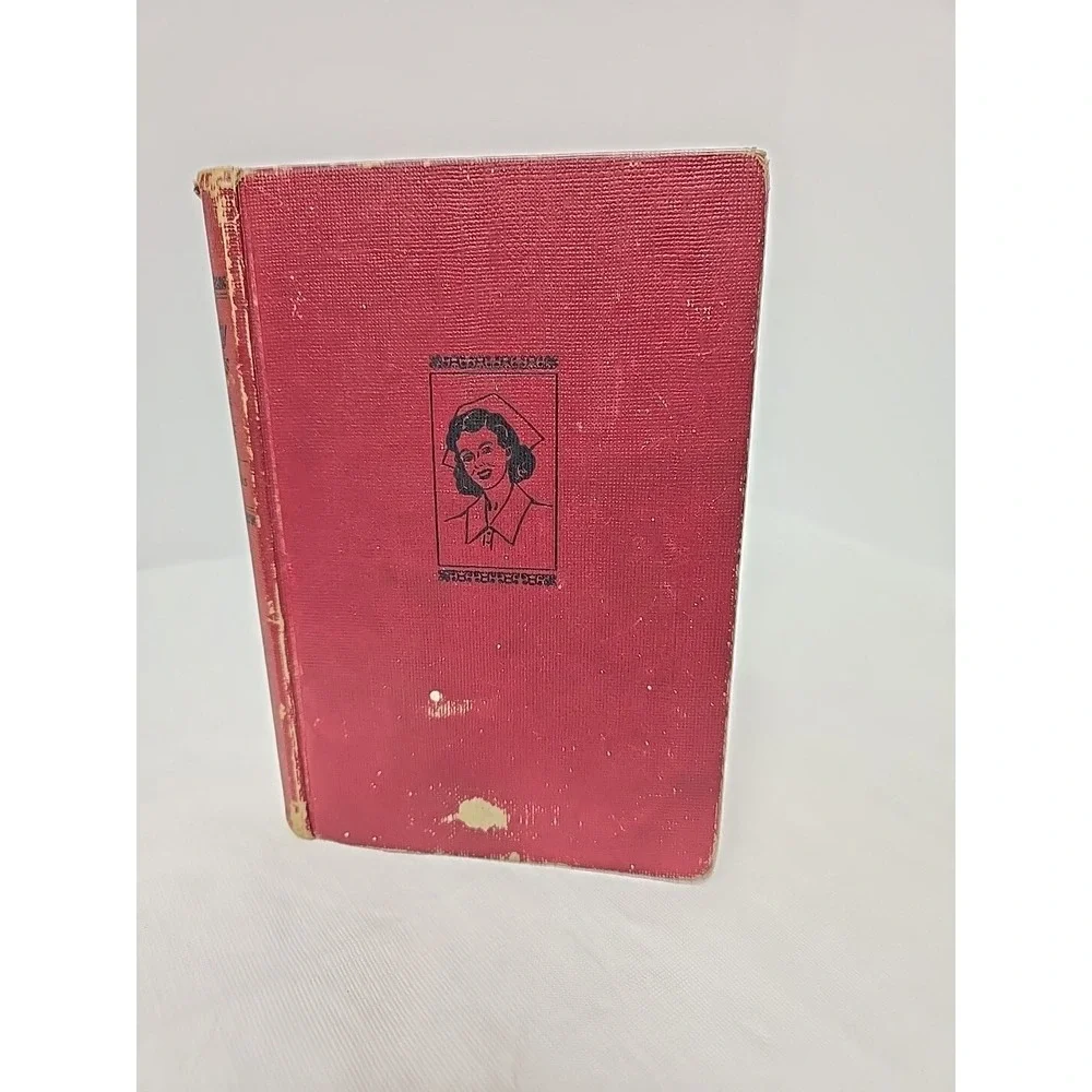 VTG WWII 1944 Cherry Ames, Chief Nurse Hardcover by‎ Helen Wells First Edition